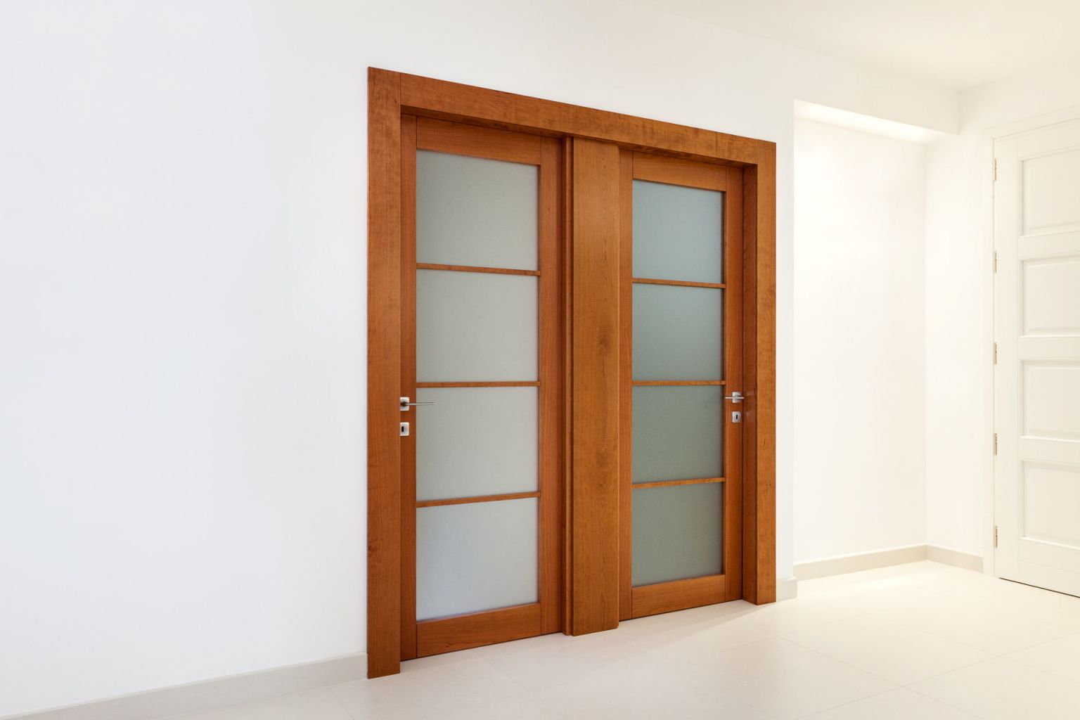 Porte interne in legno - 2F serramenti in legno